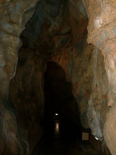 AQ outdoor v jeskyni